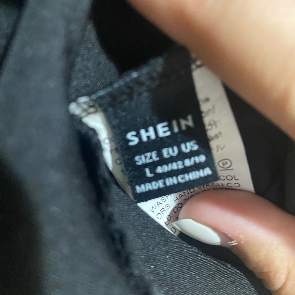 SHEIN Black Ruffle Crop Top - Picture 2 of 3
